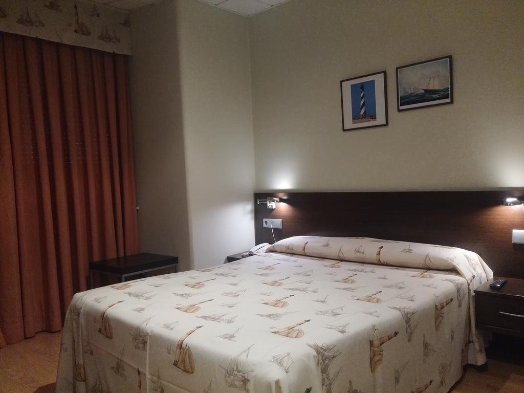 Hotel Nautico Виго Номер фото
