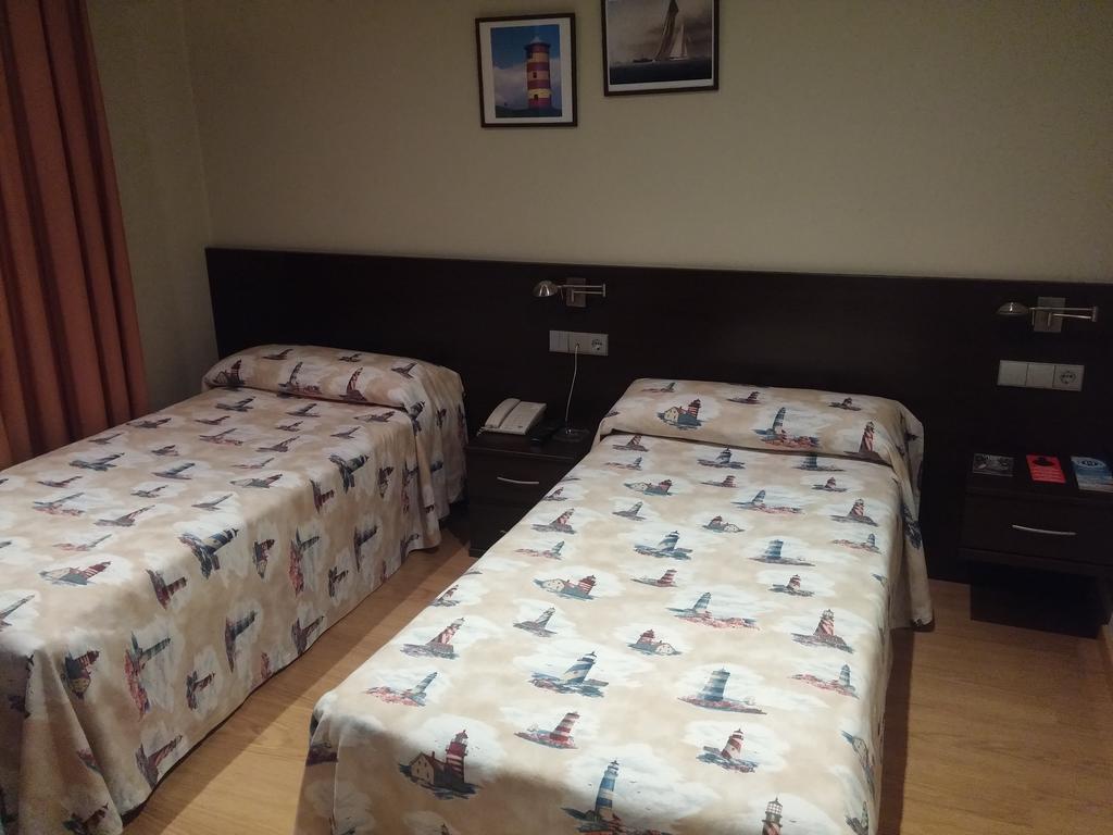 Hotel Nautico Виго Номер фото