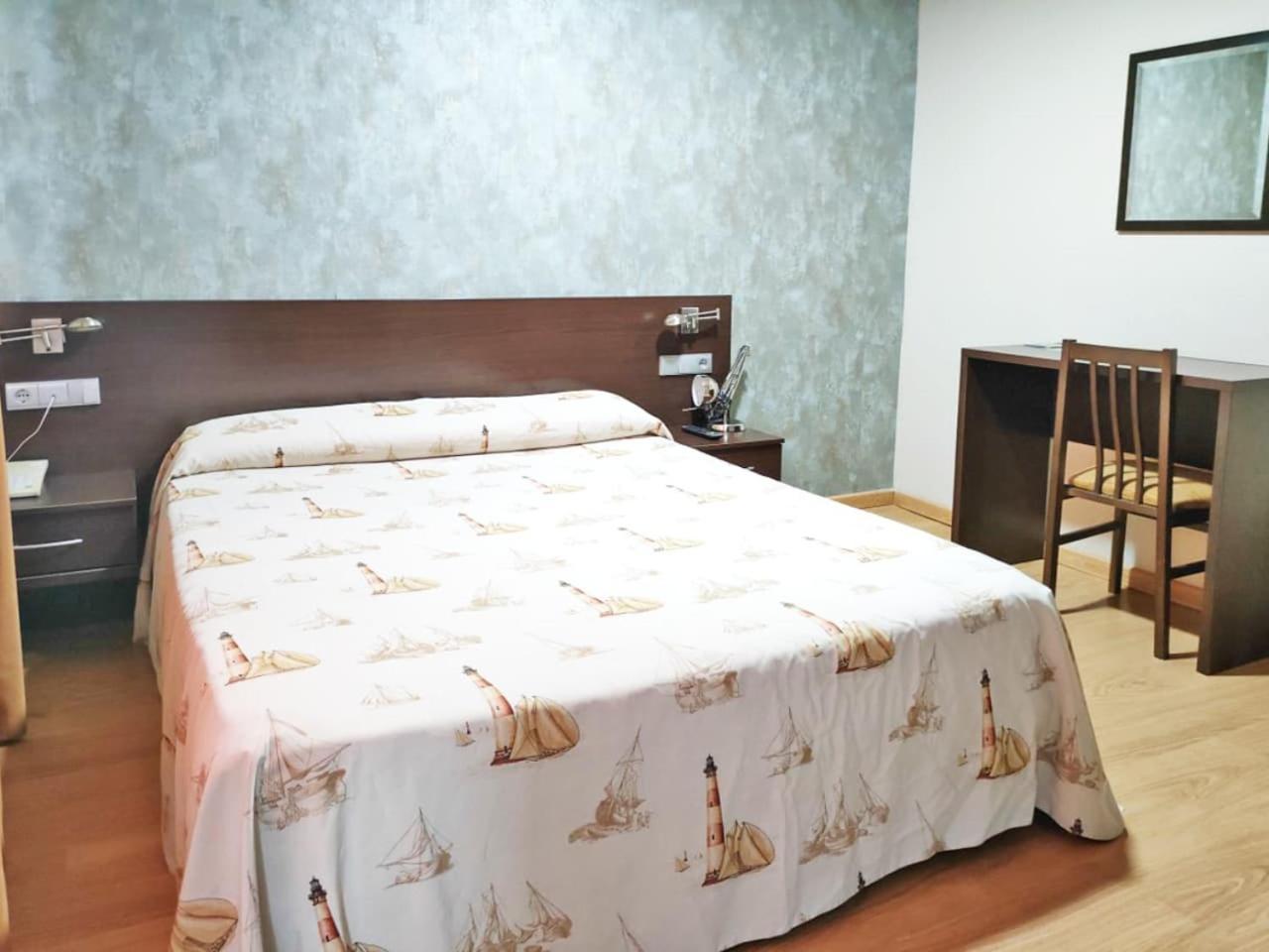 Hotel Nautico Виго Экстерьер фото